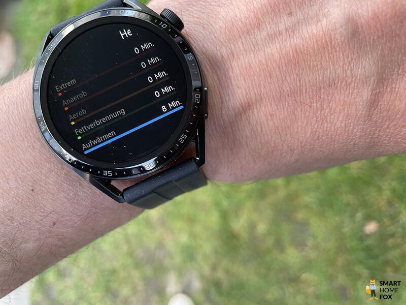 Man sieht Informationen über das absolvierte Training auf der Huawei Watch GT 3.